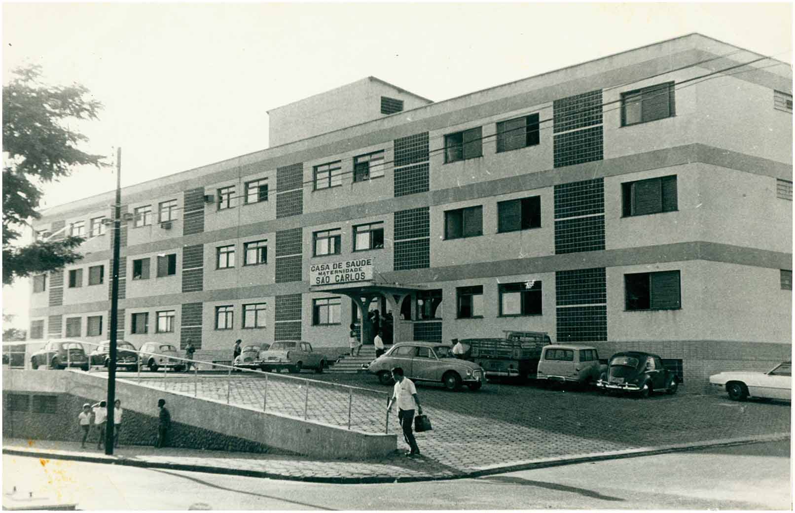 Casa e Saúde e Maternidade, São Carlos, 1968