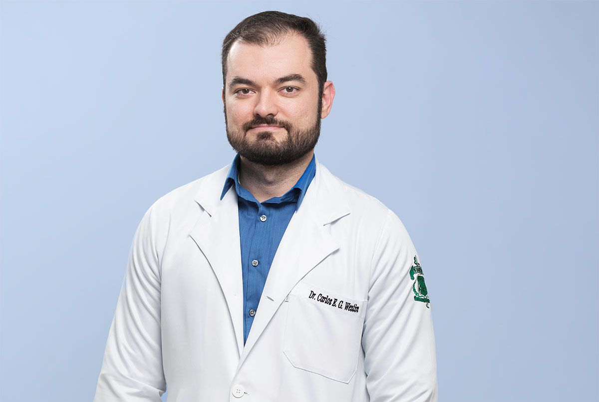 Dr. Carlos Eduardo Garcia Westin, urologista no Norden Hospital em São Carlos/SP.