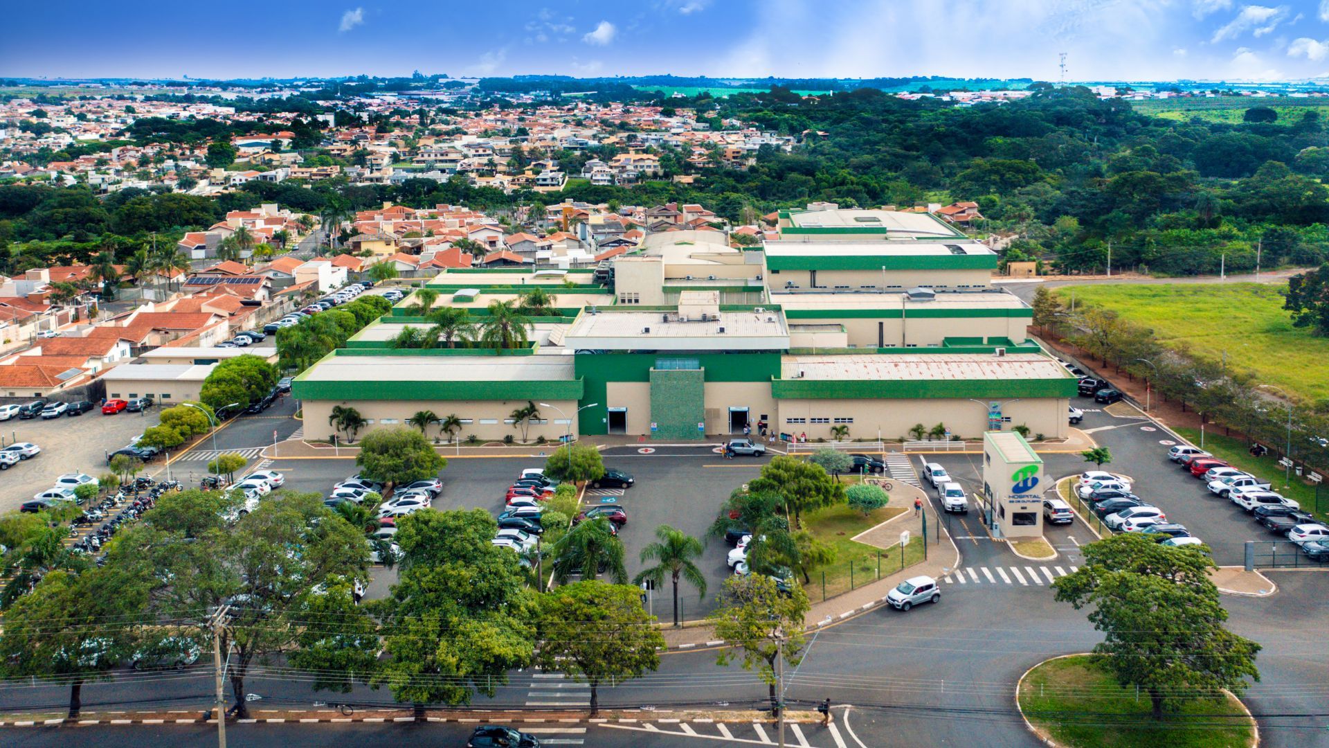 Imagem aérea do Hospital 22 de outubro em Mogi Mirim